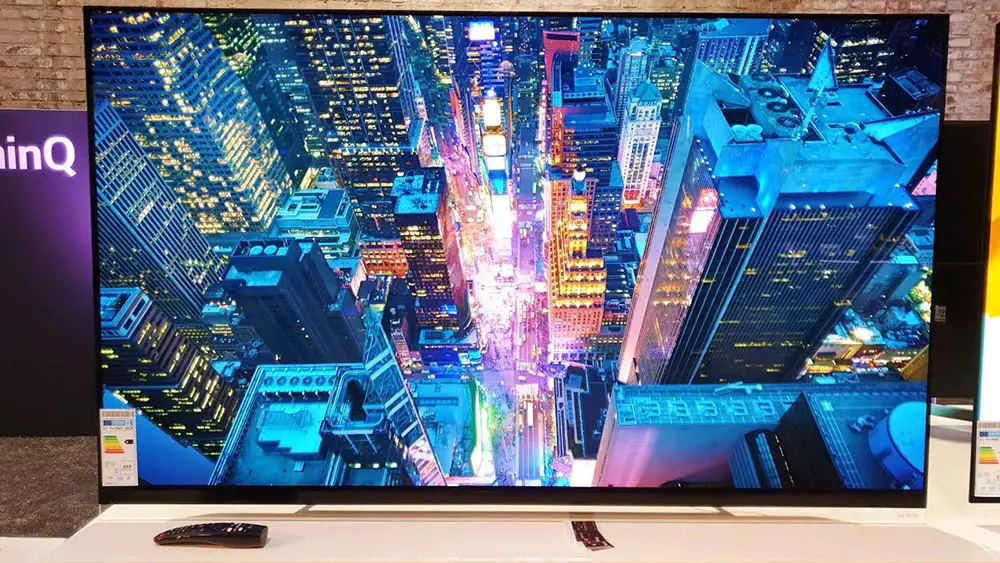 LG E9 Review (2019 4K OLED TV)