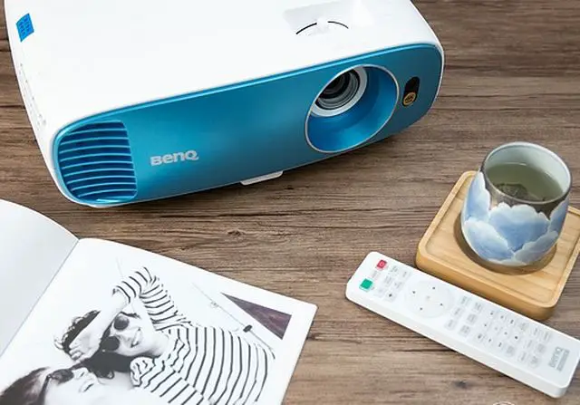 BenQ TK800M Review (4K DLP Projector)