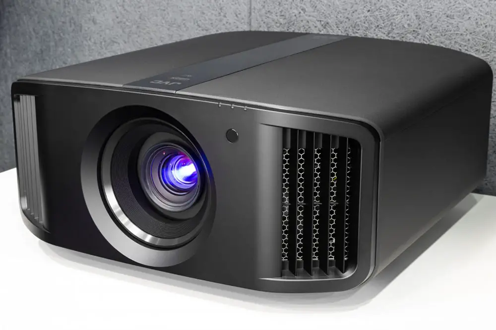 JVC DLA-NZ7 Review (8K D-ILA Projector)